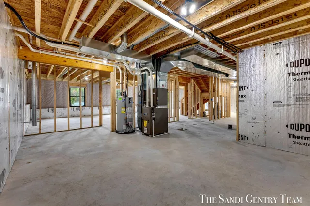 $529,900 | 7271 Atwater Springs Drive, Spring Lake, MI 49456