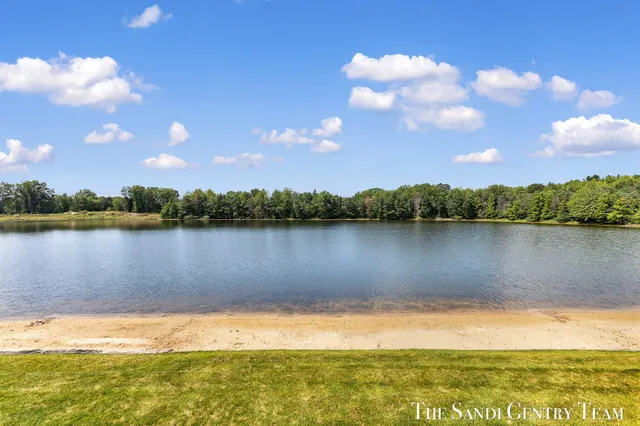 $529,900 | 7271 Atwater Springs Drive, Spring Lake, MI 49456