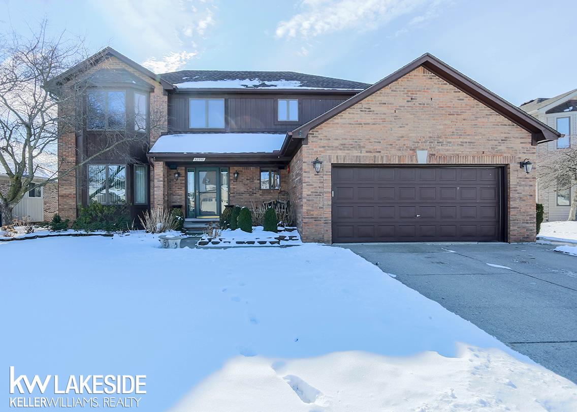 52358 Ten Point Drive Macomb, MI 48042 - Photo 1 of 52 50033593.JPG