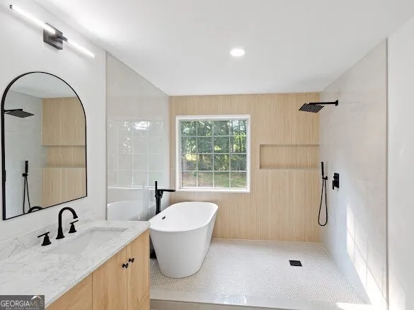 $2,900 | 3412 Camens Court Northeast, Unit 1, Buford, GA 30519