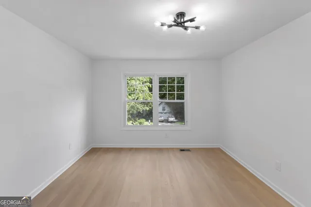 $2,900 | 3412 Camens Court Northeast, Unit 1, Buford, GA 30519