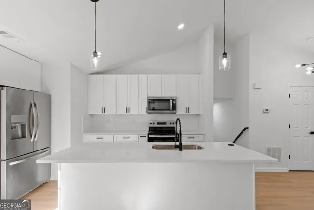 $2,900 | 3412 Camens Court Northeast, Unit 1, Buford, GA 30519