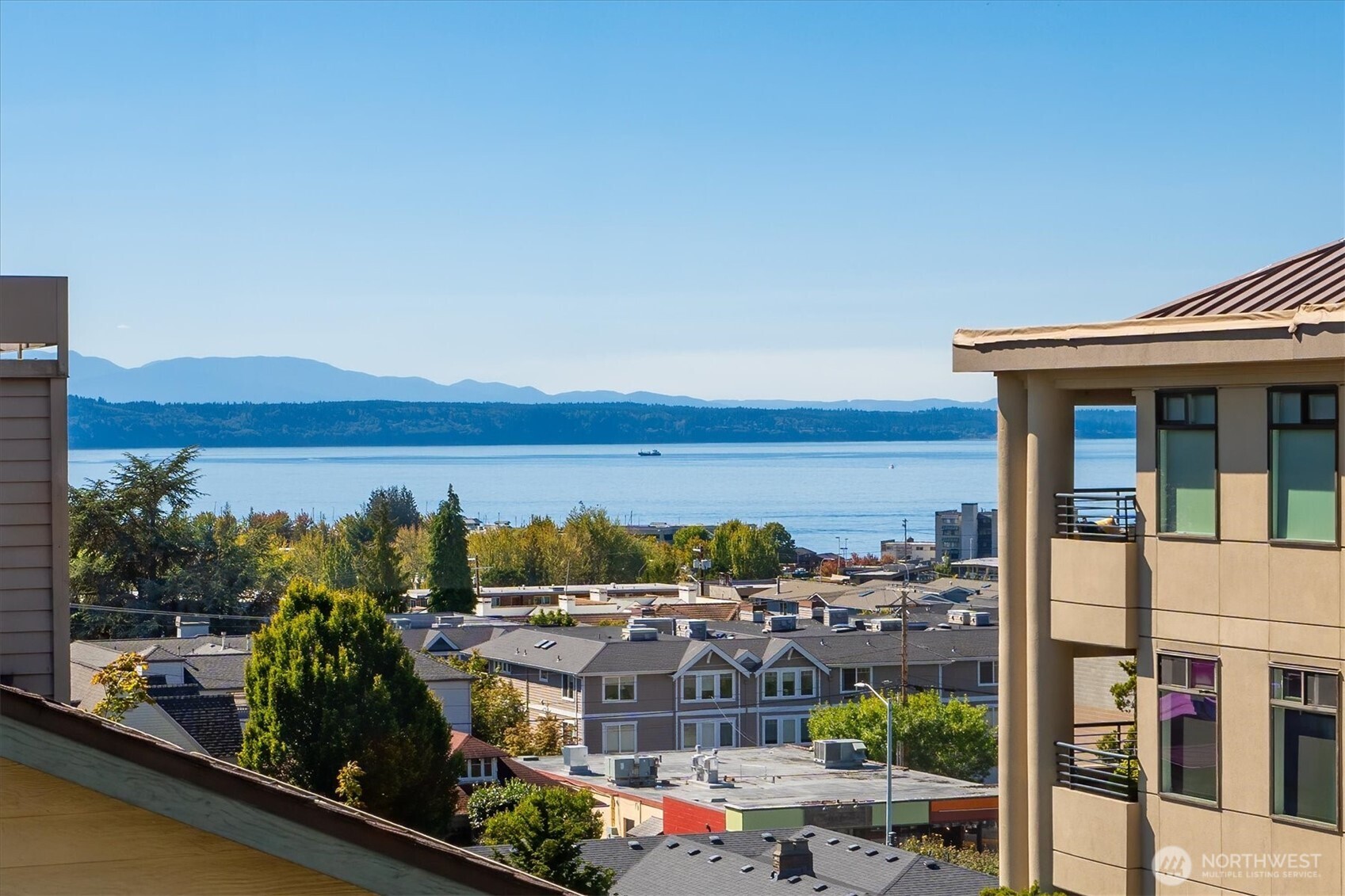 535 Walnut Street, Unit 202 Edmonds, WA 98020 - Photo 1 of 38 Gallery Image 1