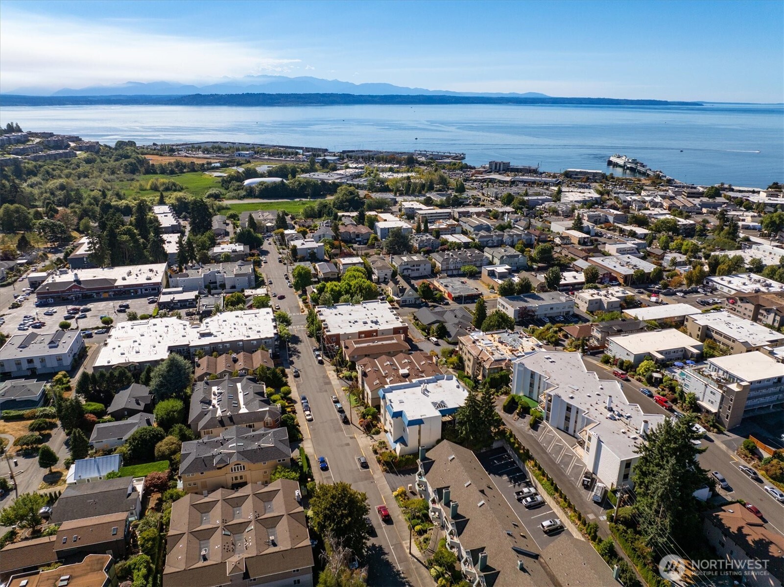535 Walnut Street, Unit 202 Edmonds, WA 98020 - Photo 33 of 38 Gallery Image 33