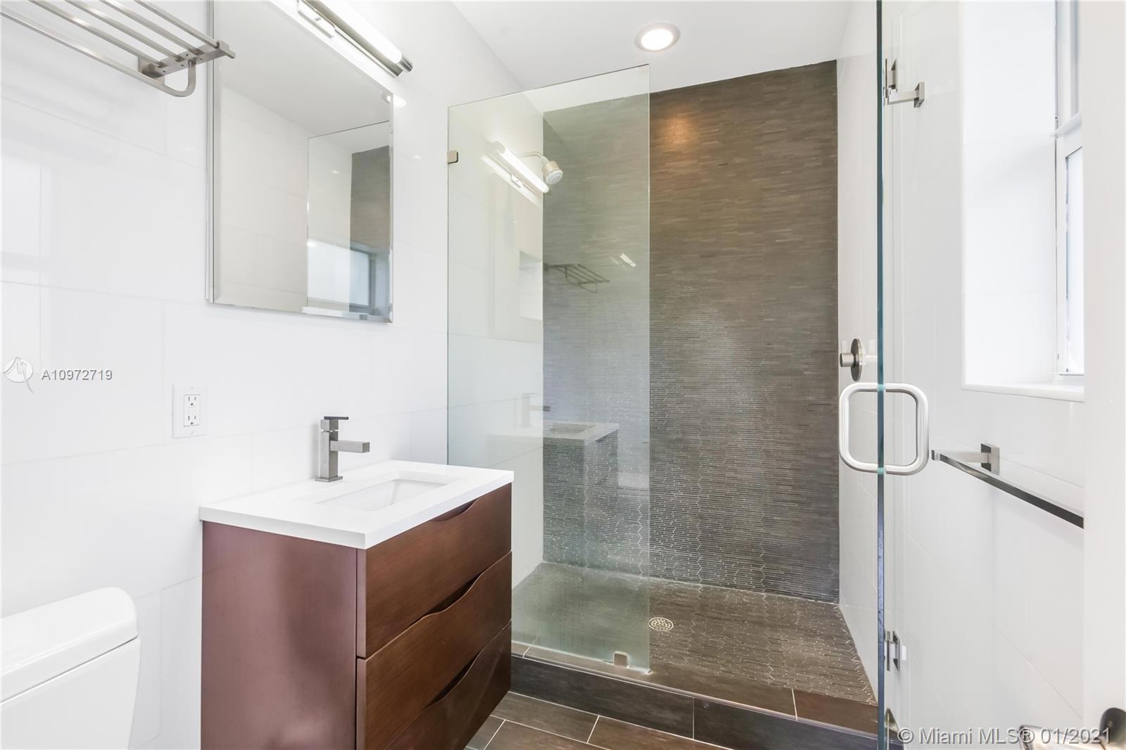 720 Lake Road Miami, FL 33137 - Photo 18 of 48