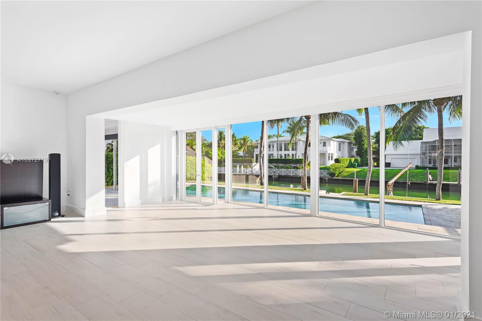 720 Lake Road Miami, FL 33137 - Photo 8 of 48