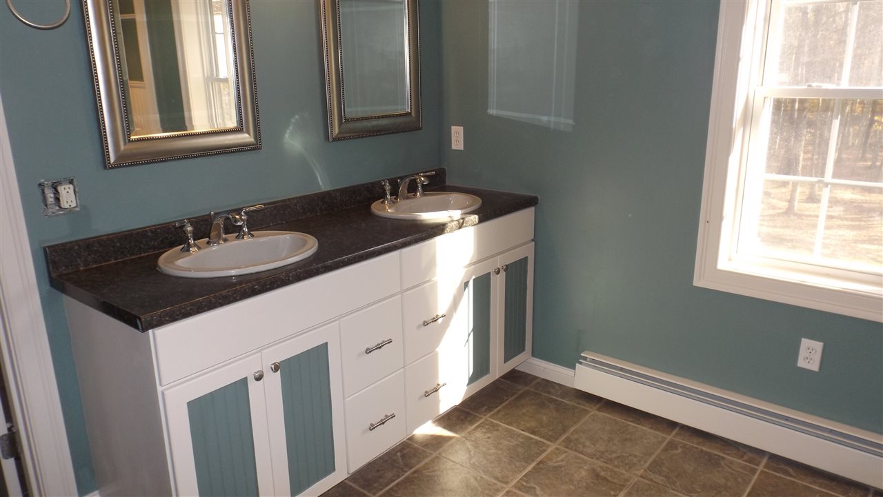 225 Mt Delight Road Epsom, NH 03234 - Photo 21 of 33