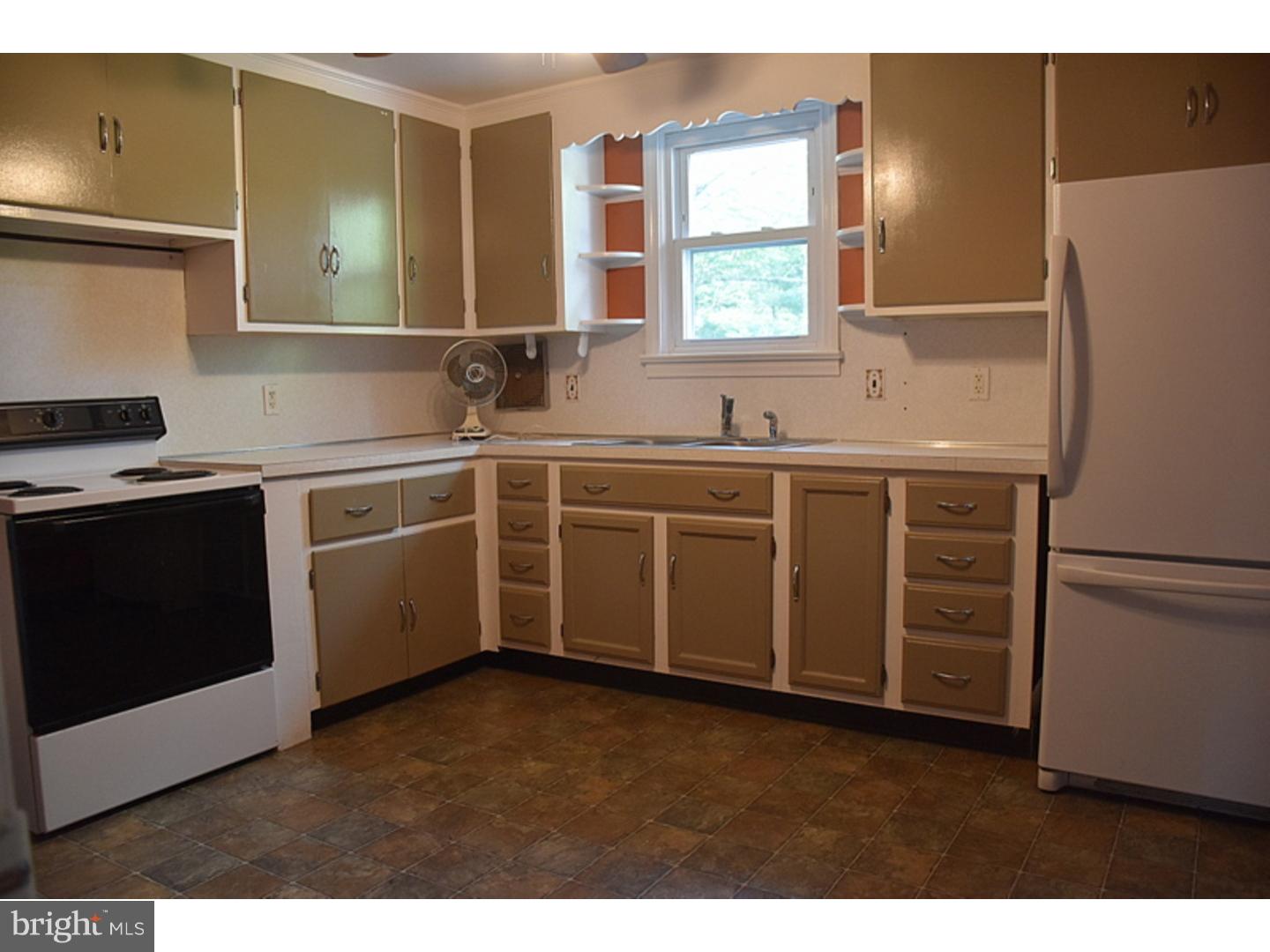 225 Morris Road Lansdale, PA 19446 - Photo 9 of 12 Gallery Image 9