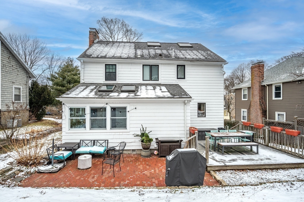 40 Waldorf Road Newton, MA 02461 - Photo 25 of 29 Gallery Image 25