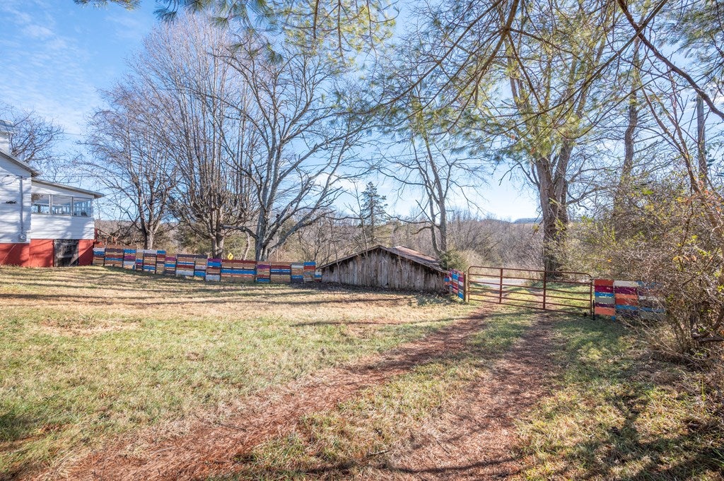 4722 Ivanhoe Road Ivanhoe, VA 24350 - Photo 54 of 74 Gallery Image 54