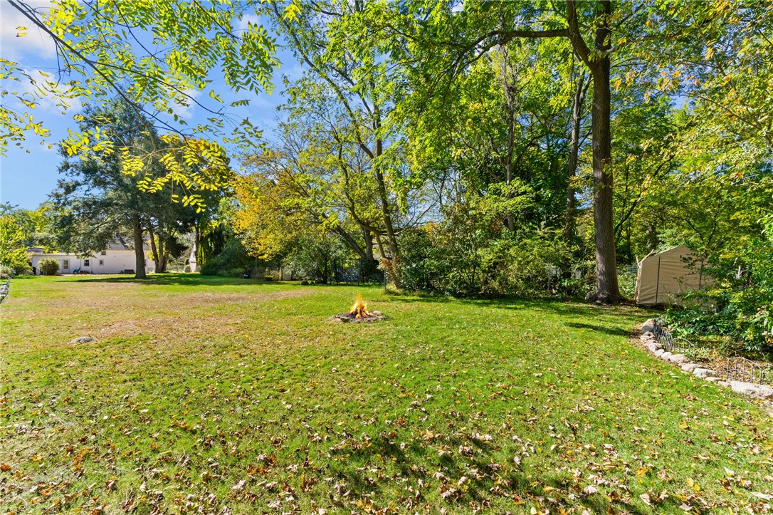 1539 Hope Road Cranston, RI 02831 - Photo 24 of 32