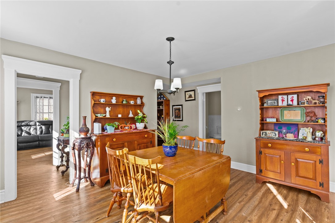 1539 Hope Road Cranston, RI 02831 - Photo 8 of 32