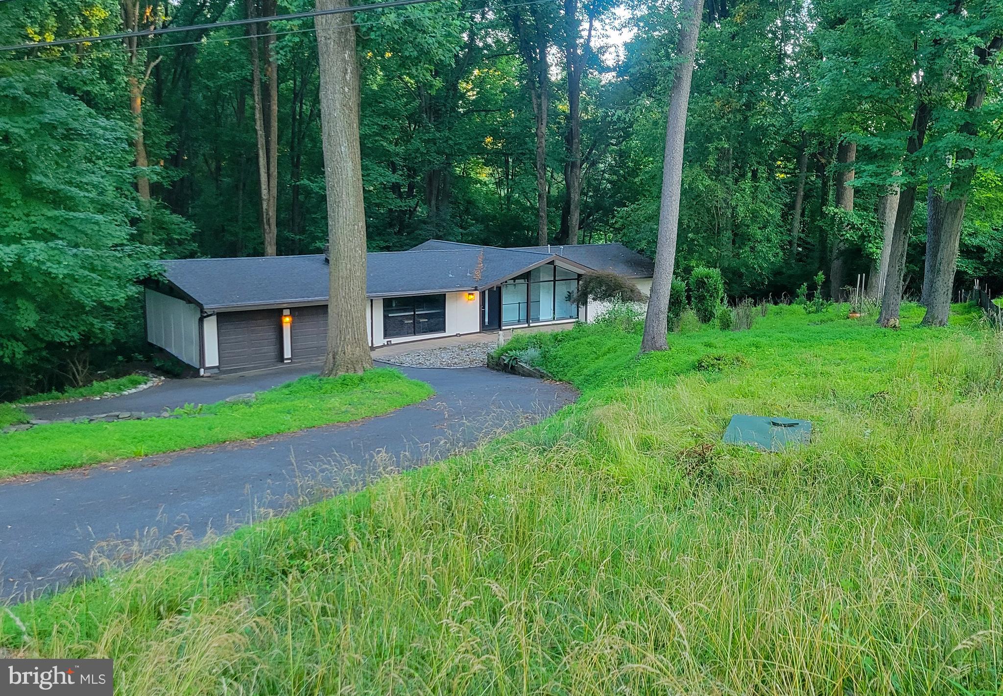 415 Topsfield Road Hockessin, DE 19707 - Photo 4 of 59