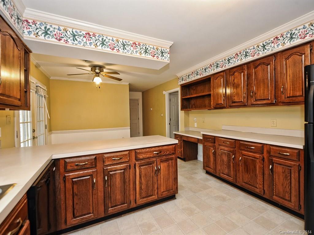 2408 Hamilton Mill Road, Unit 6 Charlotte, NC 28270 - Photo 12 of 20 Gallery Image 12