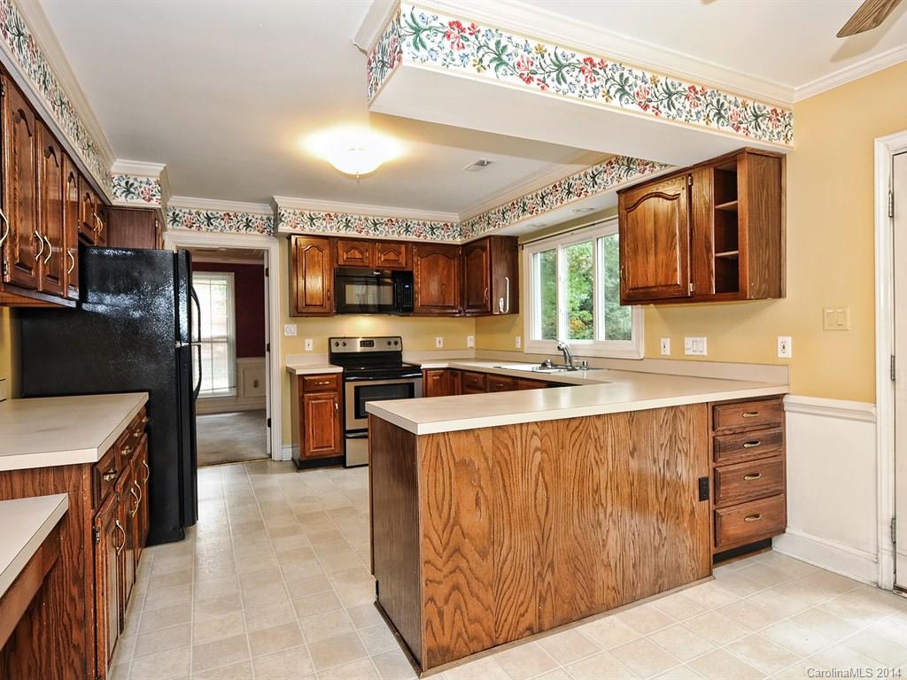 2408 Hamilton Mill Road, Unit 6 Charlotte, NC 28270 - Photo 10 of 20 Gallery Image 10