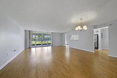 105 Half Moon Circle, Unit B1 Hypoluxo, FL 33462 - Photo 9 of 30 1_16