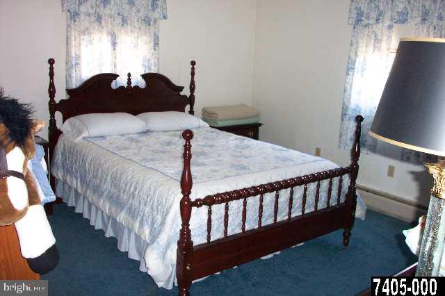 215 Creek Road Manchester, PA 17345 - Photo 6 of 6 Gallery Image 6