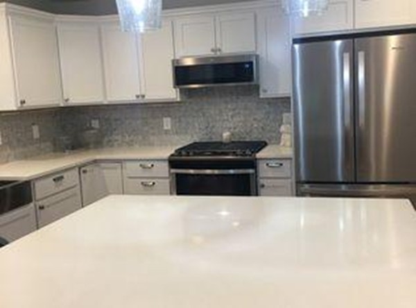 17 Oak Hill Road Natick, MA 01760 - Photo 3 of 28 Gallery Image 3