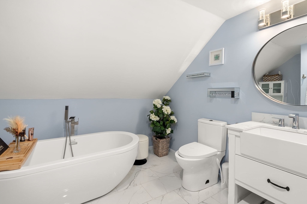 120 Brattle Street Worcester, MA 01606 - Photo 23 of 42