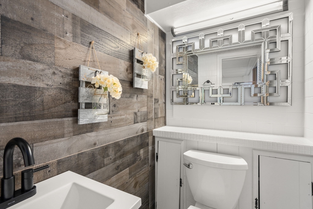 120 Brattle Street Worcester, MA 01606 - Photo 25 of 42