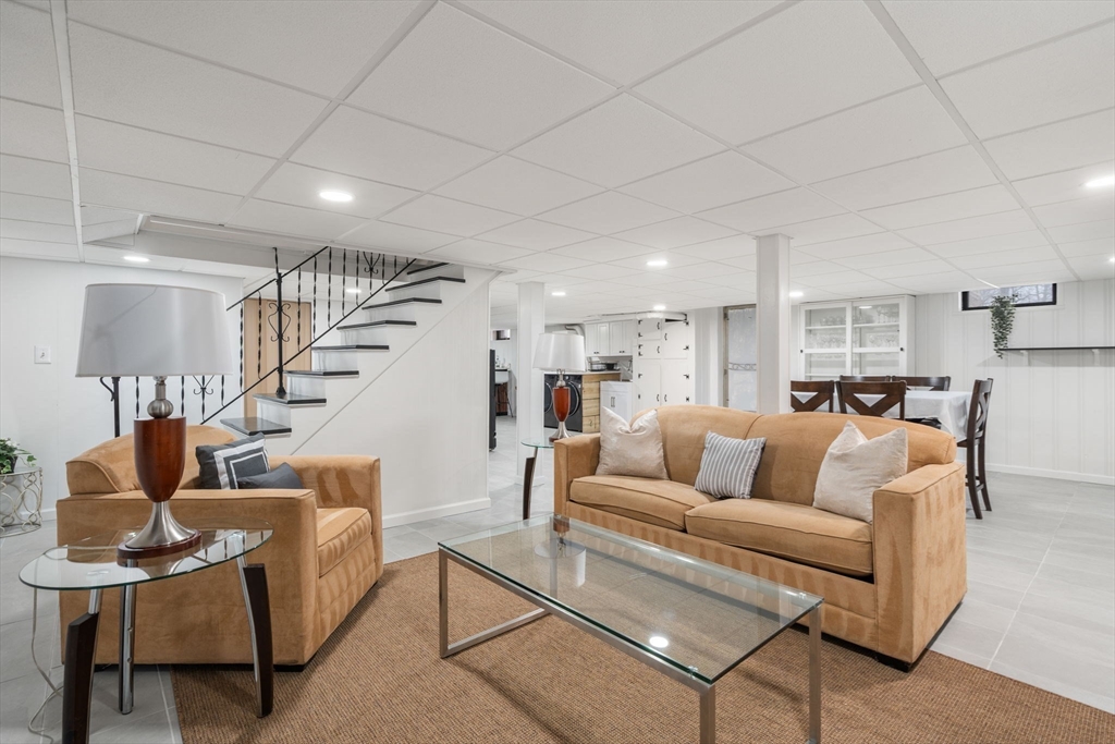 120 Brattle Street Worcester, MA 01606 - Photo 27 of 42