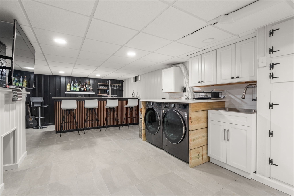 120 Brattle Street Worcester, MA 01606 - Photo 29 of 42