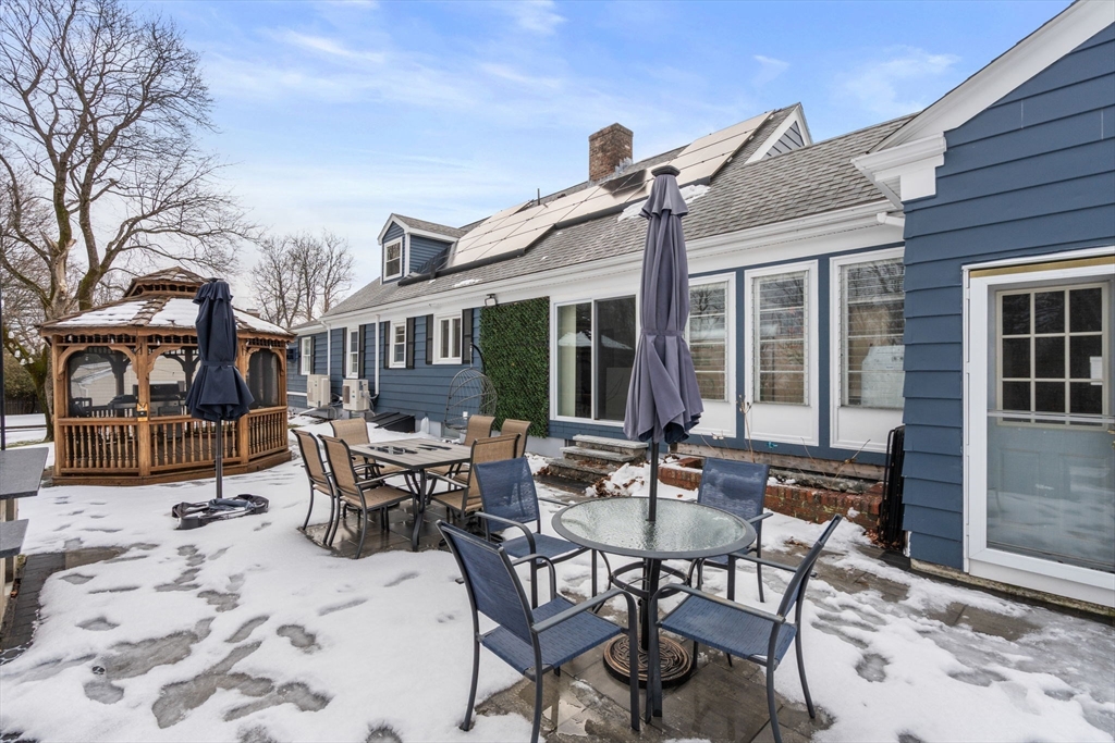 120 Brattle Street Worcester, MA 01606 - Photo 4 of 42