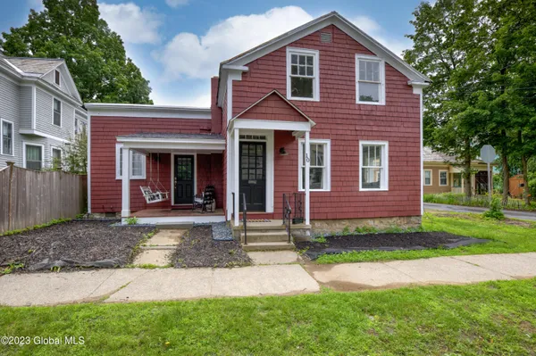 $4,500 | 10 Marion Place, Saratoga Springs, NY 12866