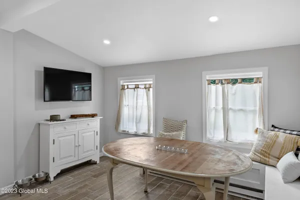 $4,500 | 10 Marion Place, Saratoga Springs, NY 12866