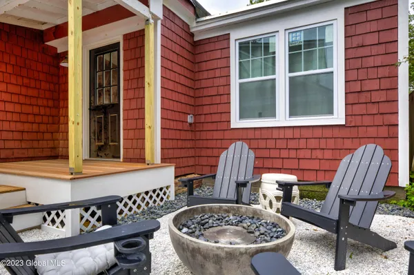 $4,500 | 10 Marion Place, Saratoga Springs, NY 12866