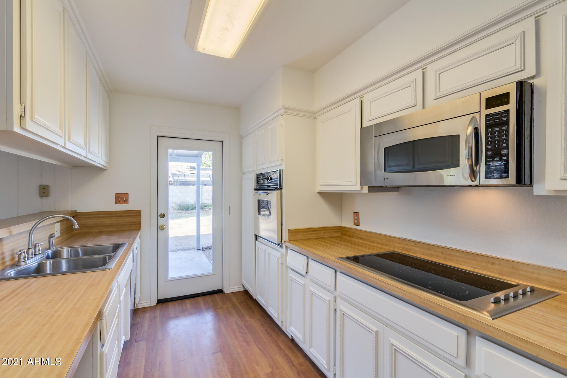 2902 West Redfield Road Phoenix, AZ 85053 - Photo 13 of 34 13-Redfield