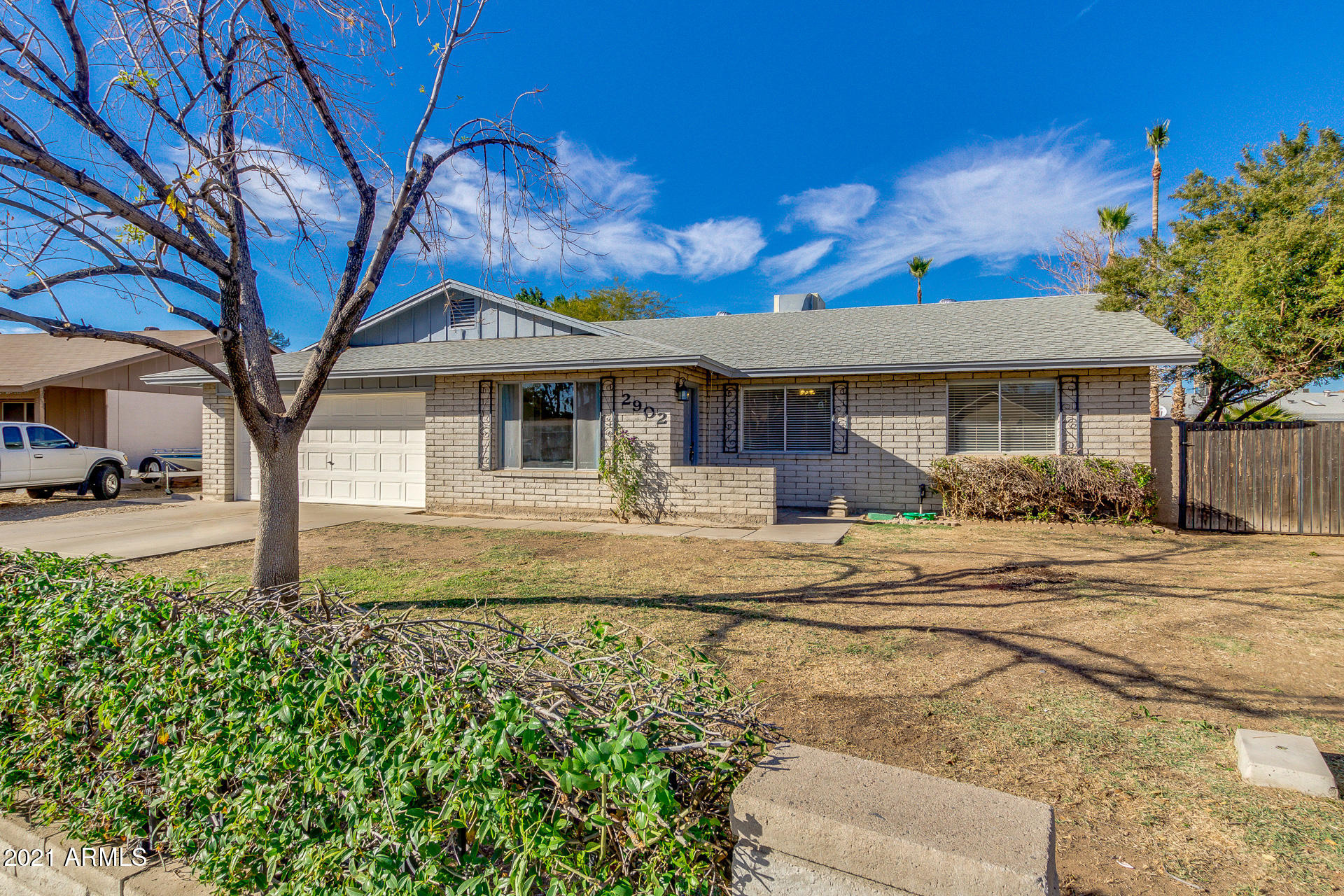 2902 West Redfield Road Phoenix, AZ 85053 - Photo 3 of 34 03-Redfield