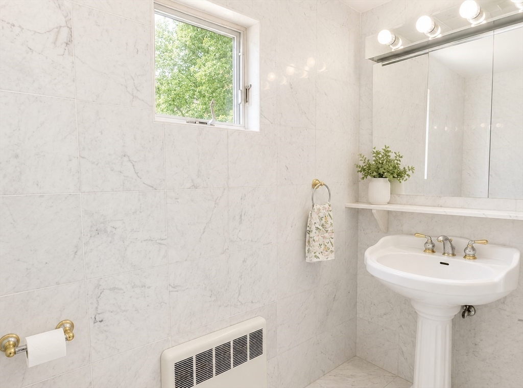 81 Brettwood Road Belmont, MA 02478 - Photo 20 of 31