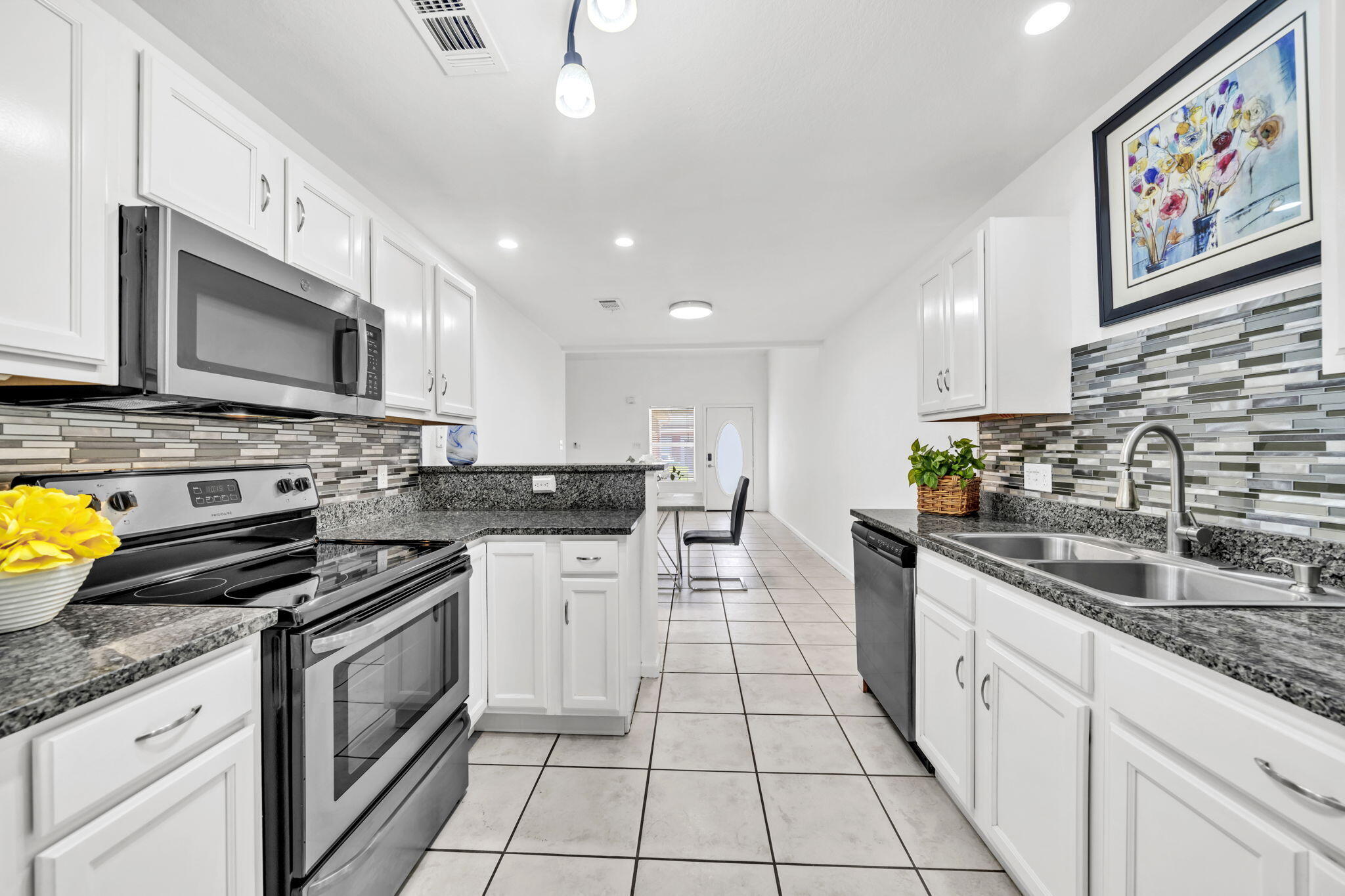 1150 Airport Road, Unit 113 Destin, FL 32541 - Photo 15 of 29 SS Appliances