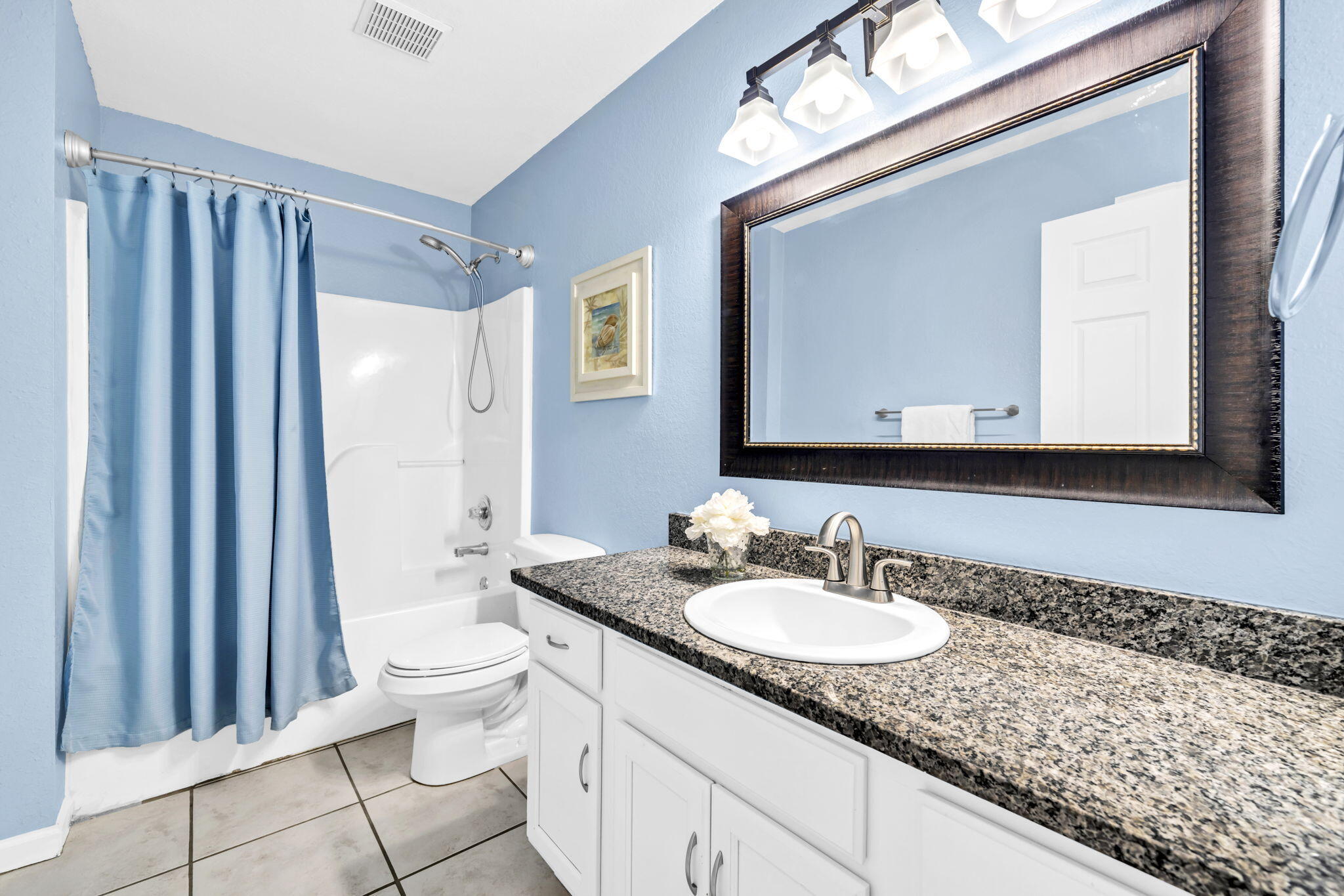 1150 Airport Road, Unit 113 Destin, FL 32541 - Photo 19 of 29 1st floor bathroom