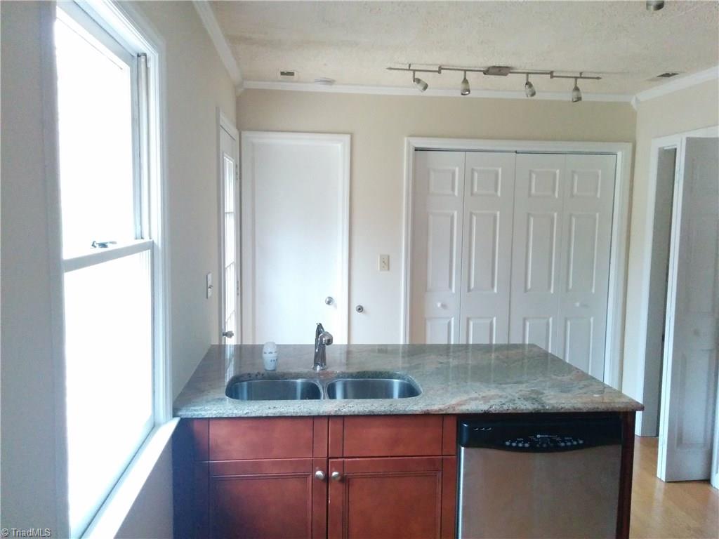 6004 Quail Ridge Court Rural Hall, NC 27045 - Photo 5 of 10 Kitchen
