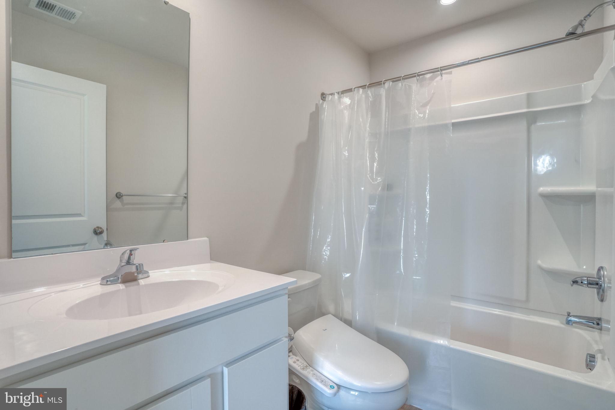 135 Gypsum Road Dover, DE 19904 - Photo 26 of 38 Primary Bathroom