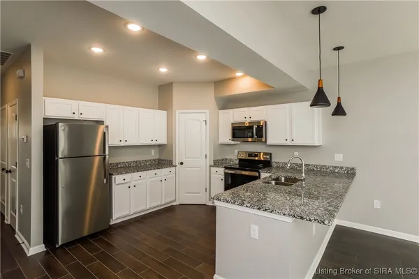 $1,945 | 2105 Steamboat Way, Jeffersonville, IN 47130