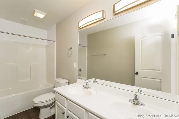 $1,945 | 2105 Steamboat Way, Jeffersonville, IN 47130