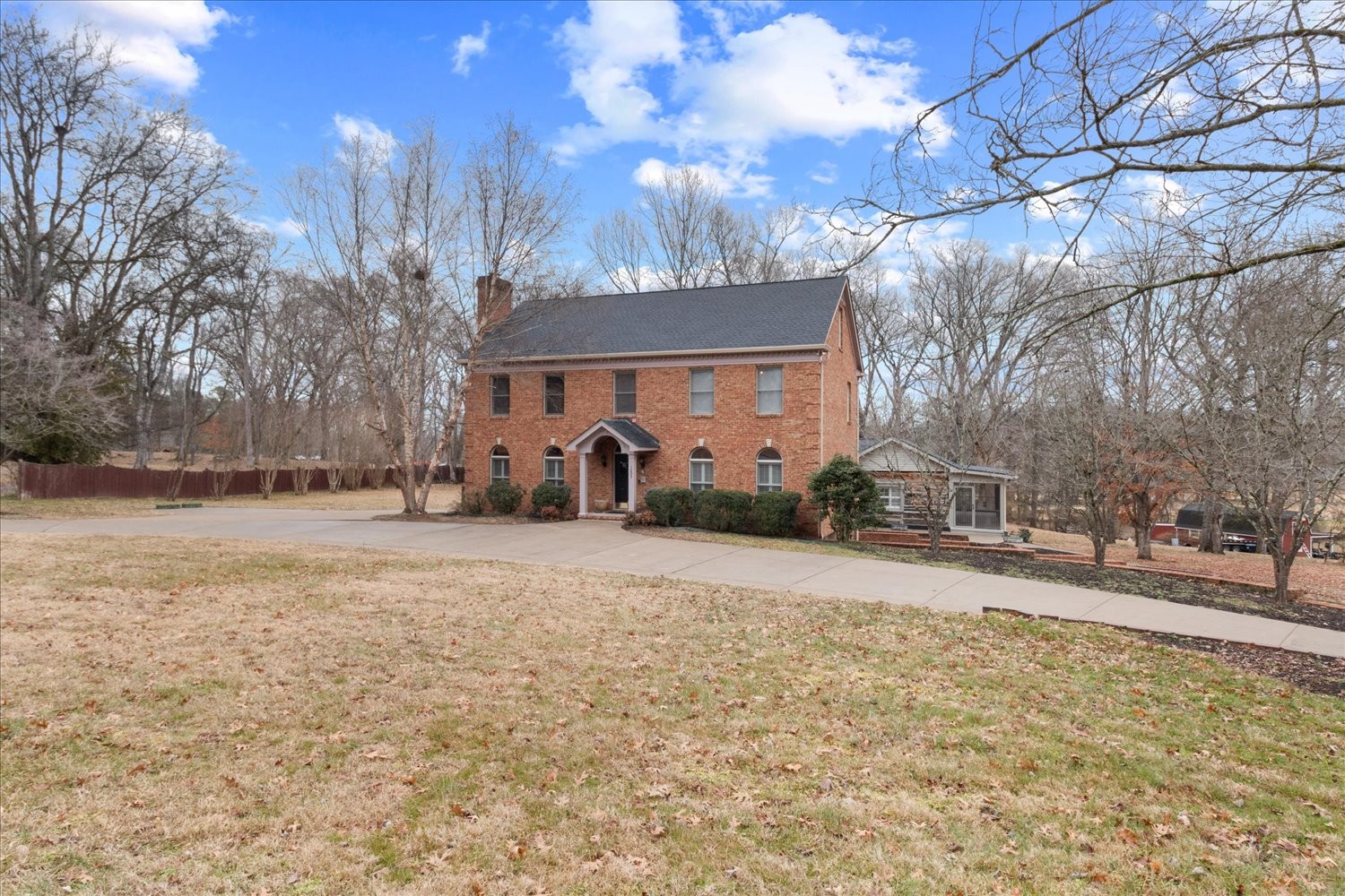 1203 Graymere Manor Road Columbia, TN 38401 - Photo 3 of 90 Gallery Image 3