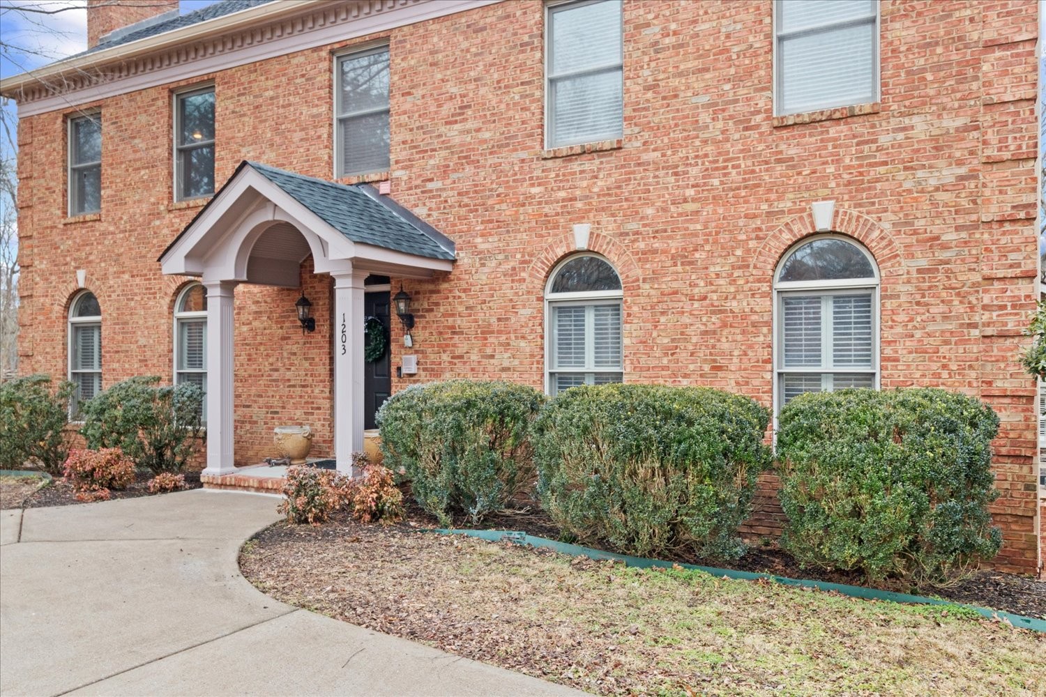 1203 Graymere Manor Road Columbia, TN 38401 - Photo 4 of 90 Gallery Image 4