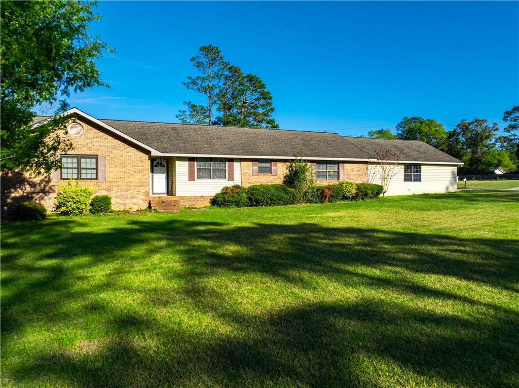 1140 Highland Drive Waycross, GA 31503 - Photo 1 of 63