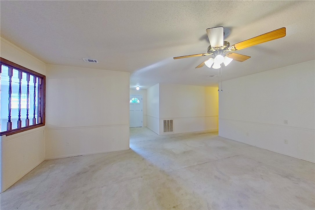 1140 Highland Drive Waycross, GA 31503 - Photo 8 of 63