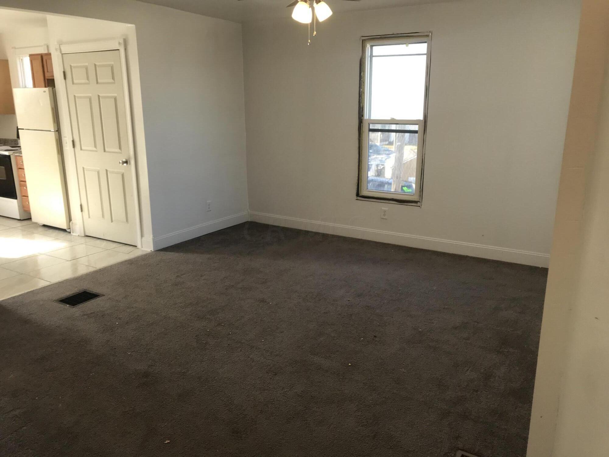 223 Mt Vernon Road Newark, OH 43055 - Photo 12 of 15 223 Mt Vernon Rd