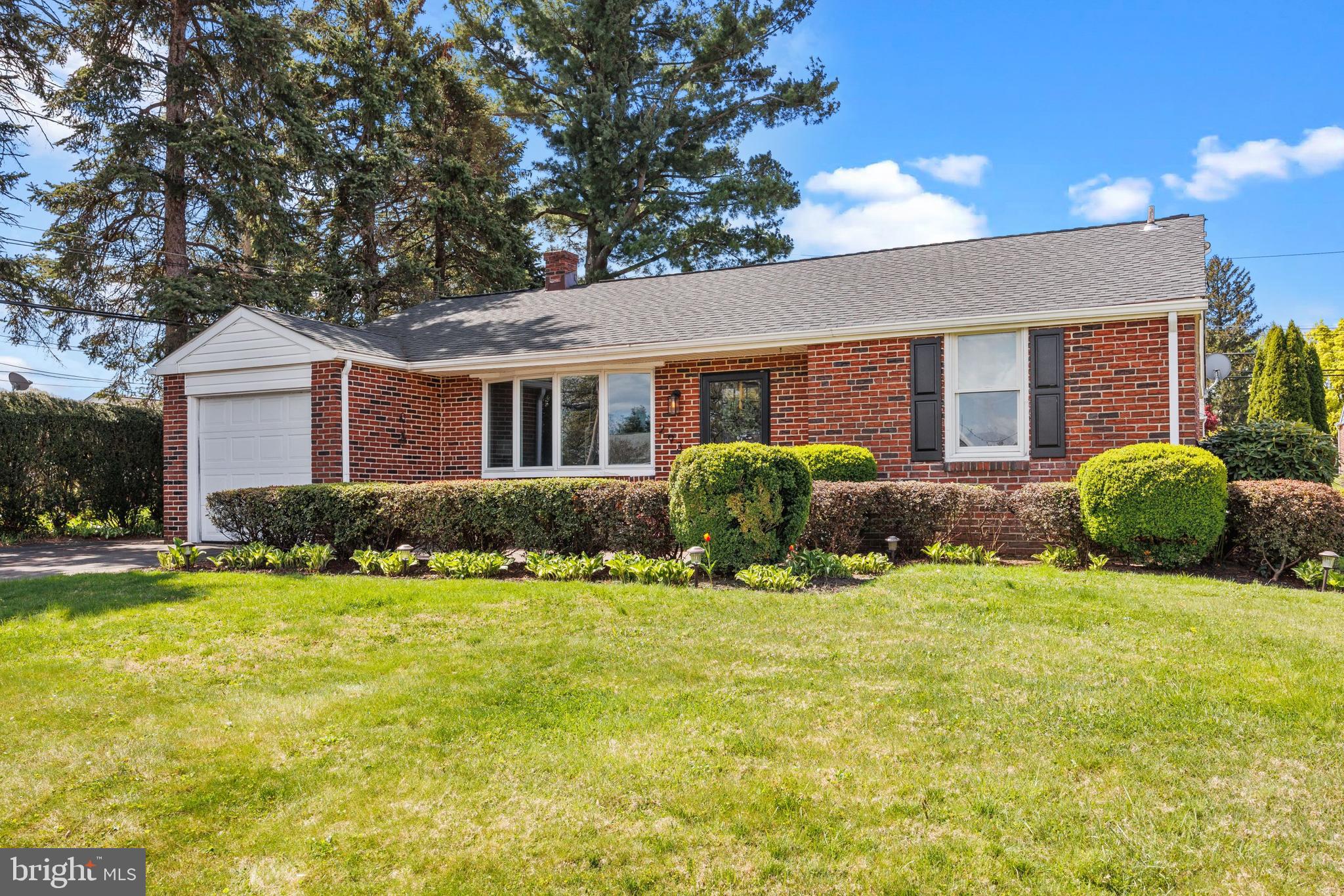2934 Goentner Road Willow Grove, PA 19090 - Photo 1 of 33 Gallery Image 1