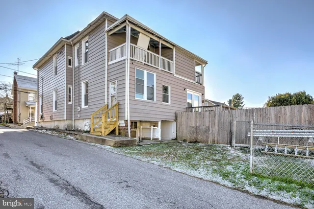 $180,000 | 224 Cherry Street, Ephrata, PA 17522