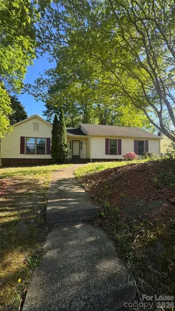 $2,000 | 7620 Fire Tree Lane, Charlotte, NC 28227