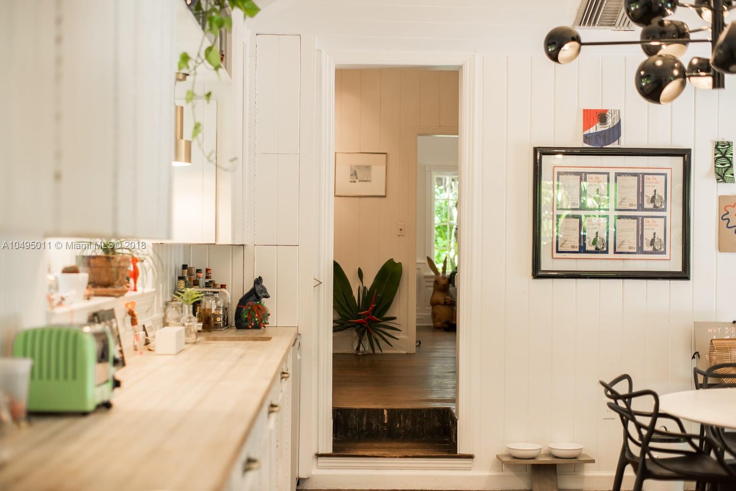 3900 Loquat Avenue Miami, FL 33133 - Photo 12 of 39