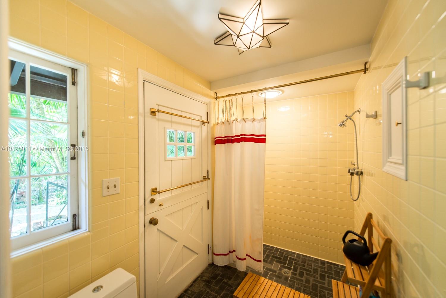 3900 Loquat Avenue Miami, FL 33133 - Photo 26 of 39