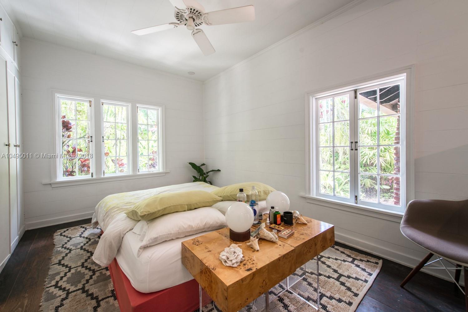 3900 Loquat Avenue Miami, FL 33133 - Photo 5 of 39